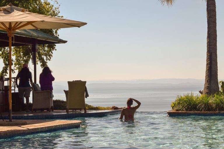 MY ZIMBABWE DIARY IV: KARIBA! KARIBA!!