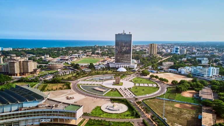 Hôtel 2 Février, Lomé: Beacon of African Hospitality & Cultural Diplomacy