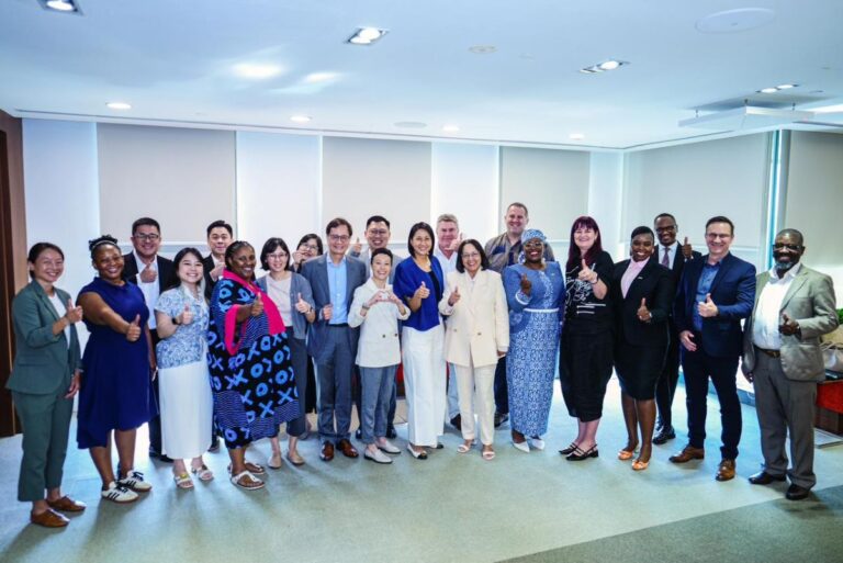 South Africa’s Tourism Minister De Lille Courts Singapore